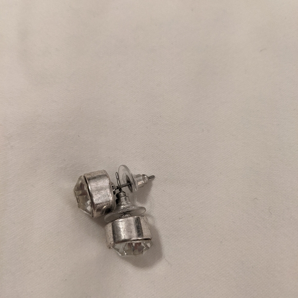 Blue Chandelier earrings and faux diamond studs - Picture 3 of 4